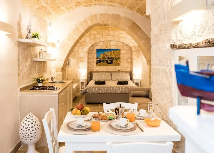 דירה Dimore Del Borgo Antico - Il Sottano מונופולי