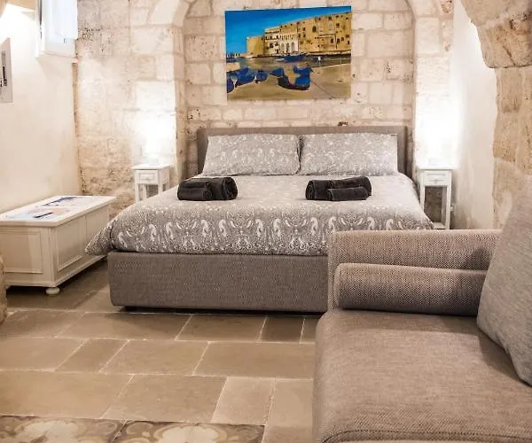 דירה Dimore Del Borgo Antico - Il Sottano מונופולי